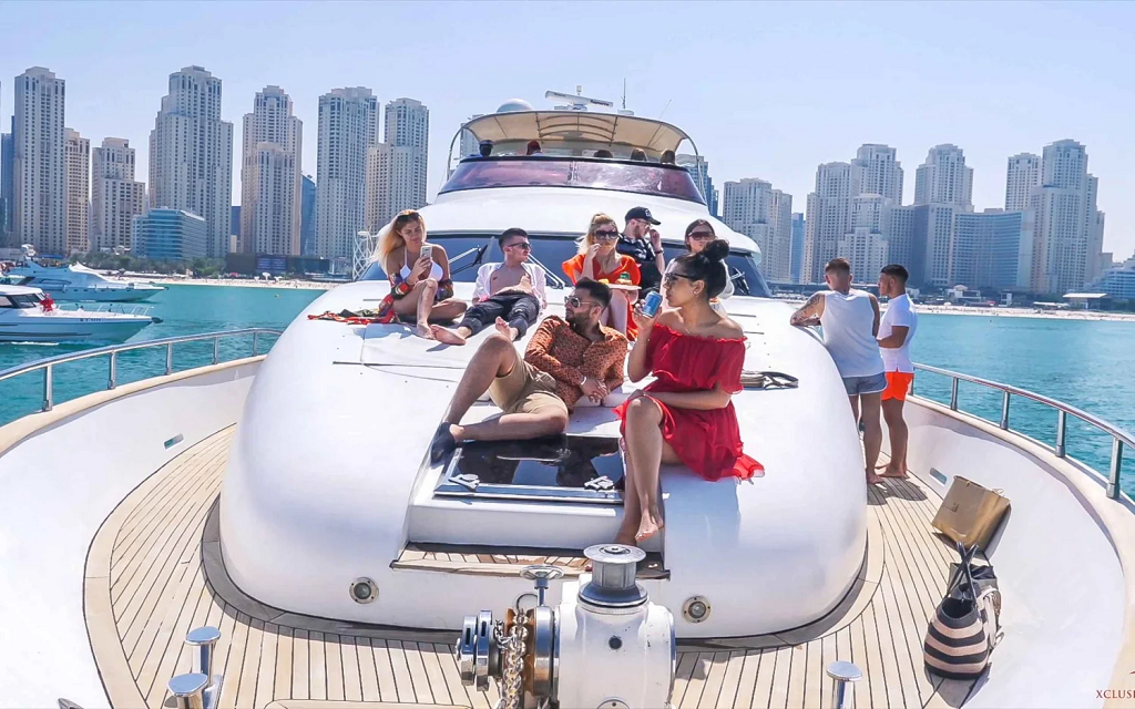 Dubai Marina Yacht Cruise